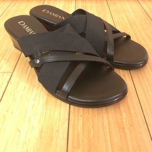 NWOT Damiani’s Made In Italy sandals
